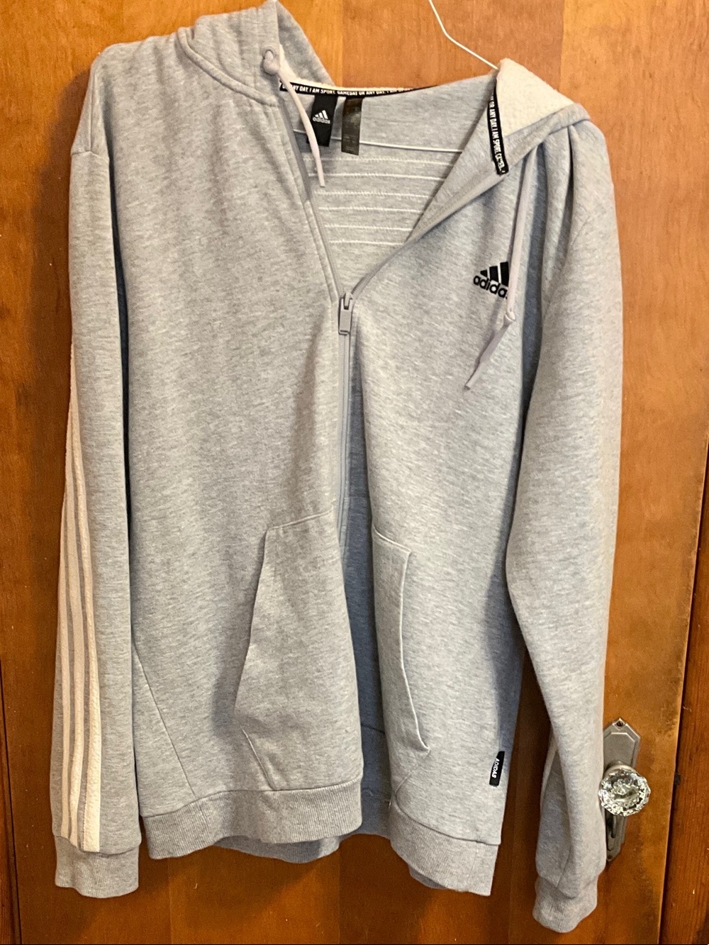 Adidas Sweatshirt